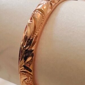 "HAPPY LAULEA'' 14kt  ROSE GOLD HAND ENGRAVED HAWAIIAN HEIRLOOM 3MM~~ SIZE  7